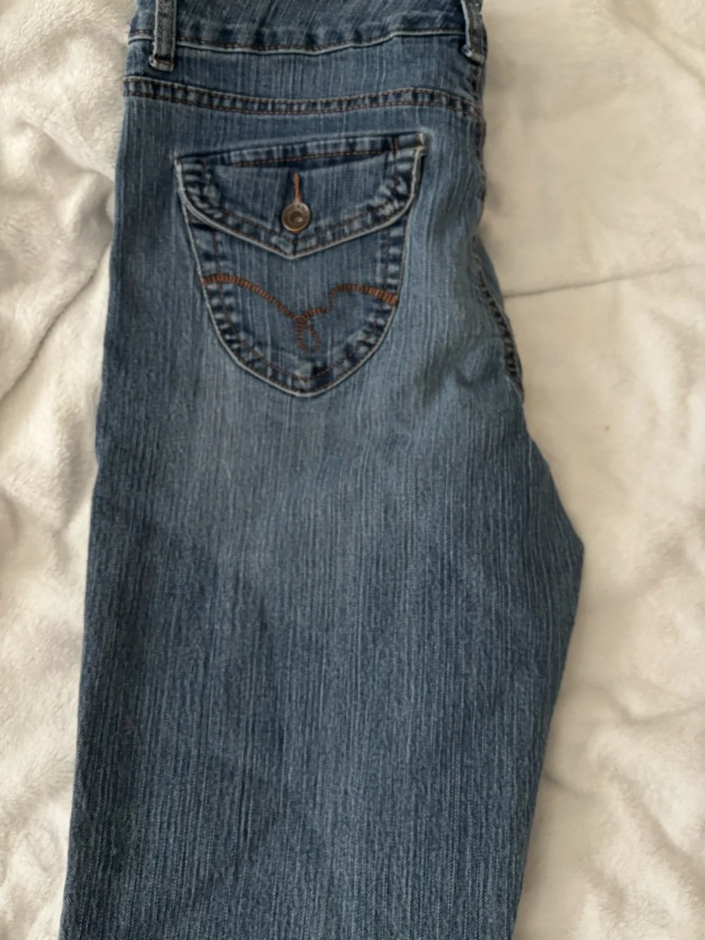 Bandolino Arianna Jeans - Picture 2 of 3